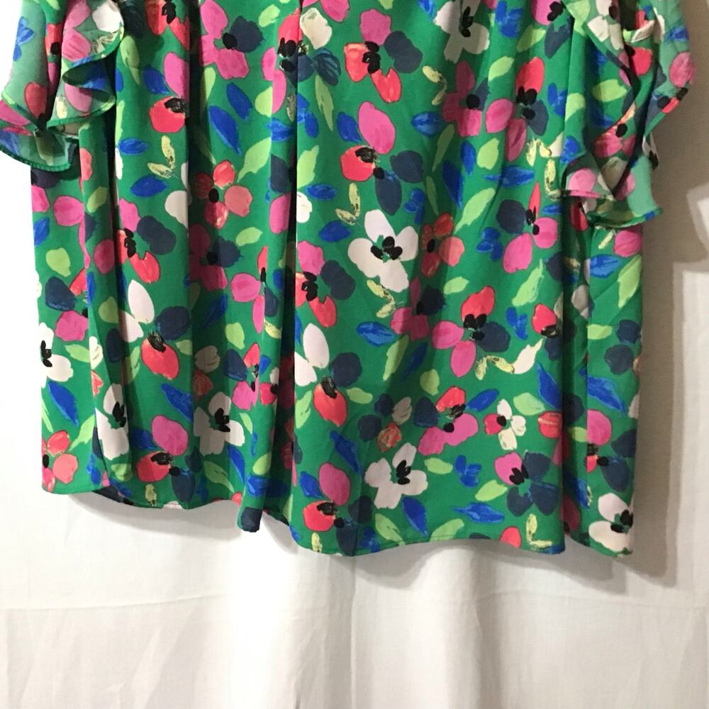 Zac & Rachel Woman Birght Floral V-Neck Flutter Sleeve Blouse 2X - Picture 3 of 8